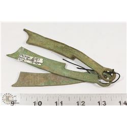 LOT OF VINTAGE CHINESE KNIFE MONEY