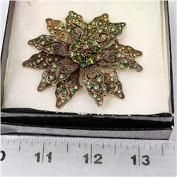VINTAGE MULTICOLORED RHINESTONE BROOCH