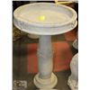 Image 1 : 2 PIECE CONCRETE BIRD BATH 15" X 23"