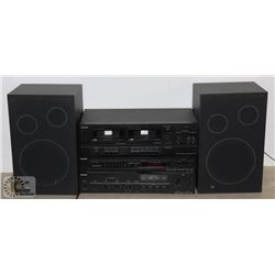 TOSHIBA CASSETTE DECK, DIGITAL SYNTHESIZER, AND