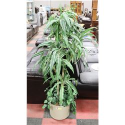 ARTIFICIAL FLOOR PLANT.