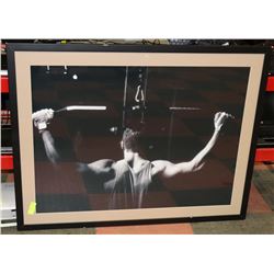 FRAMED WORKOUT PICTURE