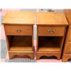 Image 2 : 5 PIECE MAPLE KRUG BEDROOM FURNITURE SET INCL