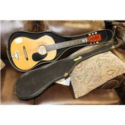 PRELUDE GUITAR IN CASE.