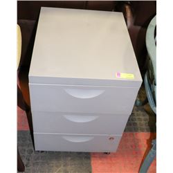 3 DRAWER OFFICE CABINET, NO KEY, 16"X20"X22.5".