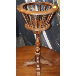 WOOD PLANT STAND 30"