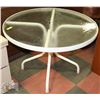 Image 1 : ROUND PATIO TABLE