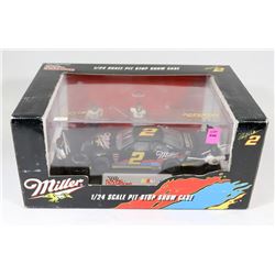 MILLER 1:24 SCALE PIT STOP SHOW CASE COLLECTOR CAR