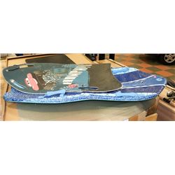 GROUP OF 2 SNOW SLEDS.
