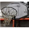 Image 2 : PORTABLE BASKETBALL NEW, EXTENDS TO 10 FT