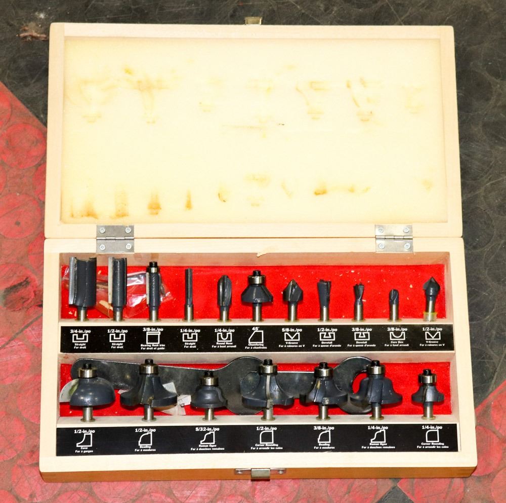 CRAFTSMAN 18PC ROUTER BIT SET