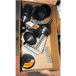 BOX OF ANTI SPLASH FUNNELS AND TOP POST TERMINALS.