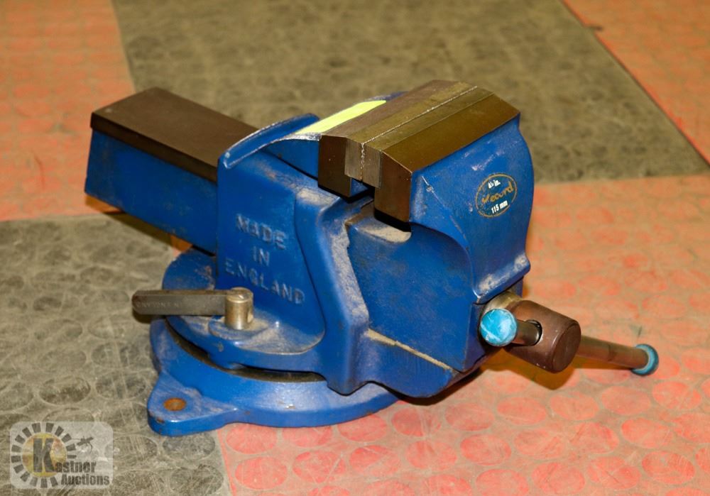 RECORD BRAND NO.4 VISE HAS SWIVEL BASE 41/2