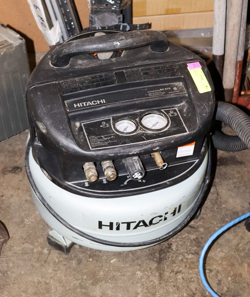 HITACHI EC510 COMPRESSOR 120AC, 145PSI