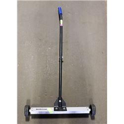 MASTERCRAFT MAGNETIC NAIL PICK UP MACHINE