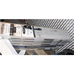 LAMINATE FLOORING 6 BOXES