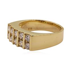 0.70 ctw Diamond Ring - 14KT Yellow Gold