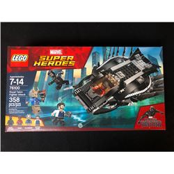 LEGO 76100 Marvel Super Heroes Black Panther Royal Talon Fighter Attack