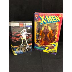 TOY FIGURE/ MODEL KIT LOT