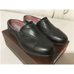 AravonBlack Jada Slip On Size 7