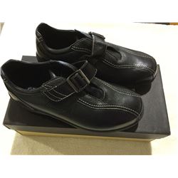 Ladies P.W Minor Times Square Black Shoes- 7.5 3W