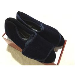 Womens Adjustable Fit Slippers Navy Velour (Size 8)