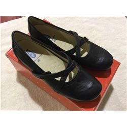 Ladies WolkyBlack Shoes- size 40