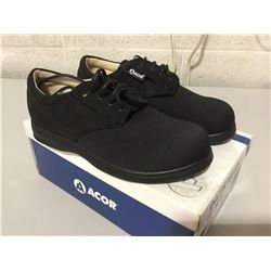 Active Walkers Black Lycra/ NubuckWomen 7, Mens 5