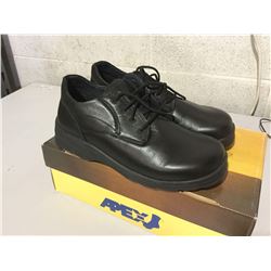 Apex Womens x-wide 10.5
