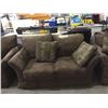 Image 3 : NEW MICROFIBER "Choco" Sofa, Love Seat and Chair Set w/ Throw Pillows 