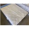 Image 3 : FLOOR MODEL DISPLAY Queen Size Euro Top Mattress