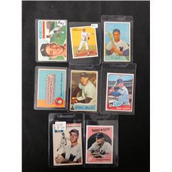 VINTAGE BASEBALL CARD LOT