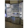 Image 2 : 33" STAINLESS STEEL SAMSUNG FRIDGE WITH BOTTOM FREEZER AND WATER & ICE