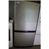 Image 1 : 33" GREY SAMSUNG FRIDGE WITH BOTTOM FREEZER