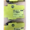 Image 4 : (4) PILZ PNOZ X2P 24VACDC 2N/O w/ PILZ PZE X4P 24VDC 4N/O