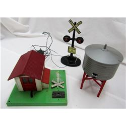 VINTAGE LIONEL ACCESSORIES