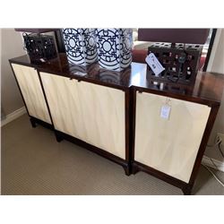 TRAVIATTA DARK WOOD 4 DOOR ENTERTAINMENT CONSOLE WITH DECOR ITEMS