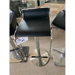 MODERN BLACK LEATHER & CHROME GAS LIFT BAR STOOL