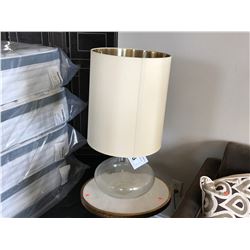 PAIR OF GLASS VASE BOTTOM TABLE LAMPS