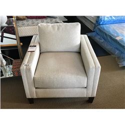 CREAM WOVEN FABRIC MODERN ARM CHAIR