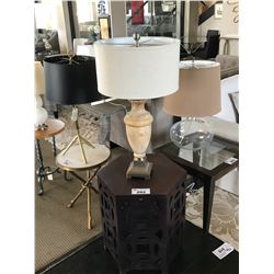 MODERN SPOT TABLE WITH TABLE LAMP