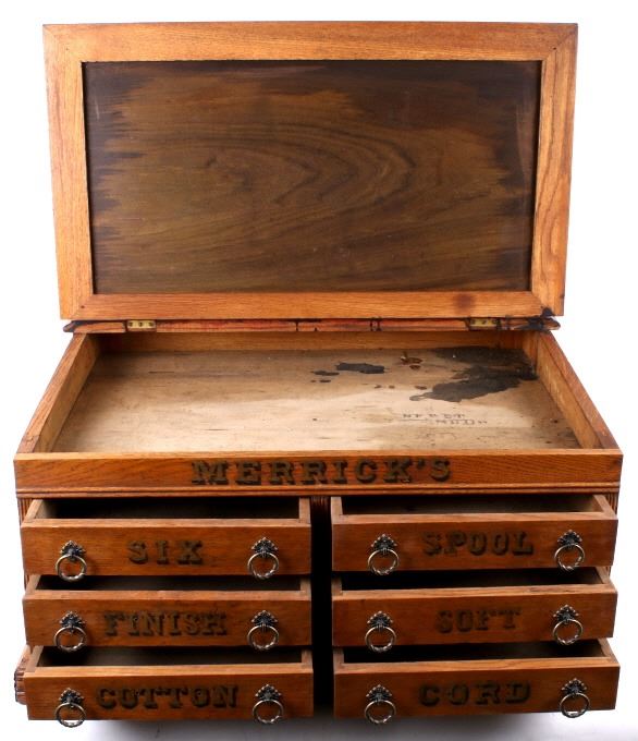 Merrick Thread Co. Oak Thread Counter Top Case