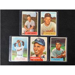 VINTAGE BASEBALL CARD LOT