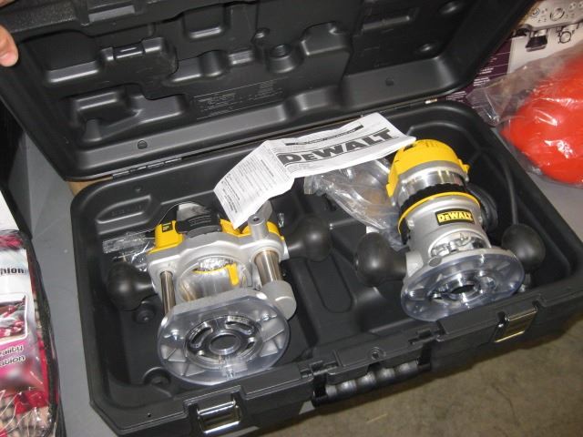 DEWALT DW616 DW618 ROUTER SYSTEM - North American Auction LLC