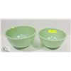 Image 1 : TWO VINTAGE JADEITE BOWLS.