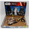 Image 1 : STAR WARS CHESS SET WITH EXTRA CHESS PIECES