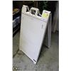 Image 1 : SIGNICADE FOLDING SANDWICH BOARD