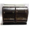Image 1 : LOT OF 4 COMMERCIAL SCOTT PAPER TOWEL DISPENSERS
