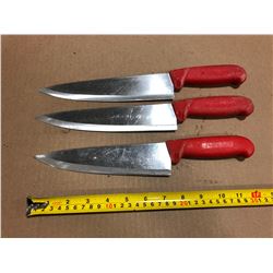 USED SHARPENED KNIVES RED HANDLE - LOT OF 3