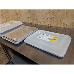 13" X 18" HALF SIZE SHEET PANS WITH COVERS - LOT